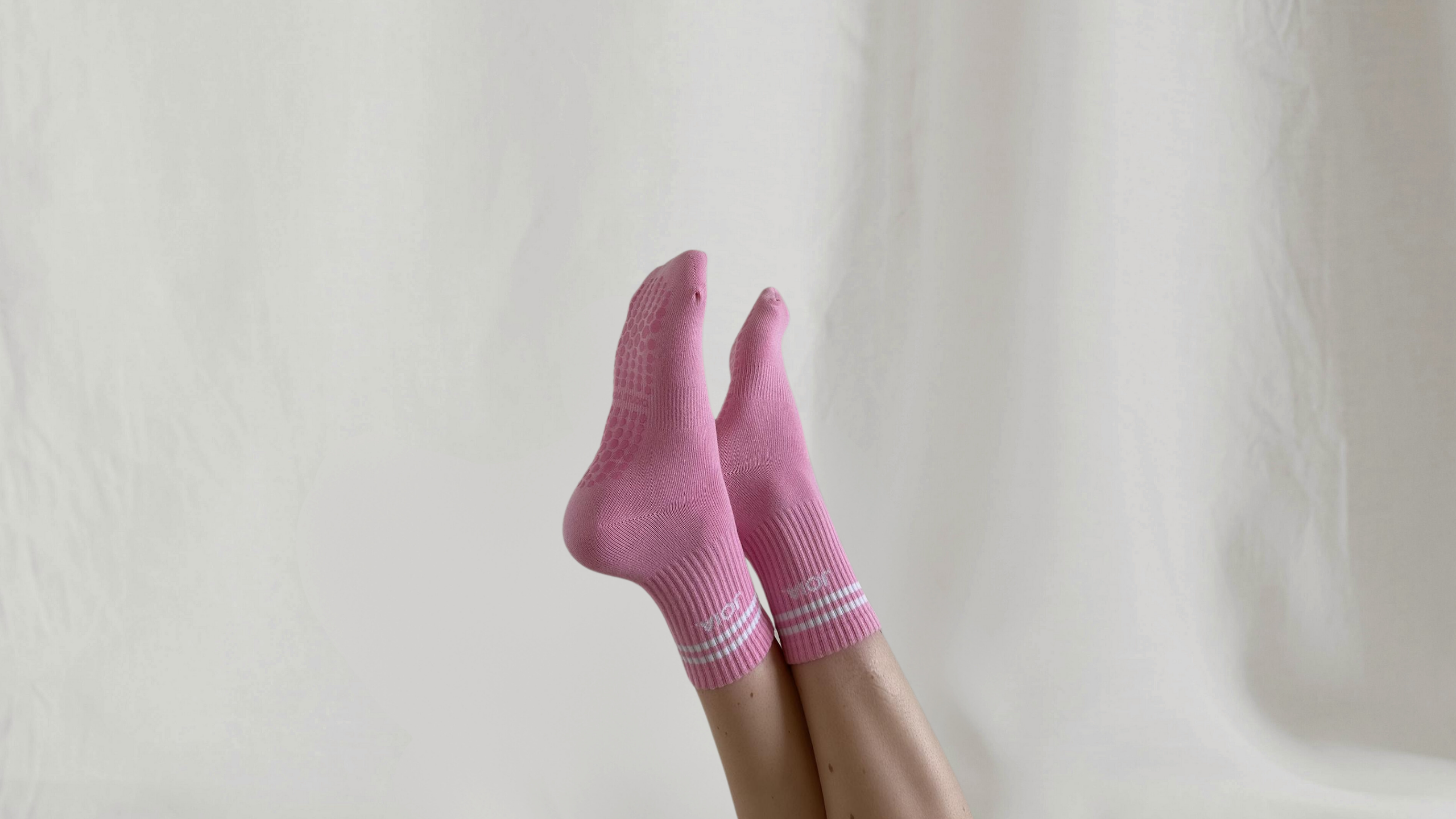 STRIPED SOCKS CANDY PINK