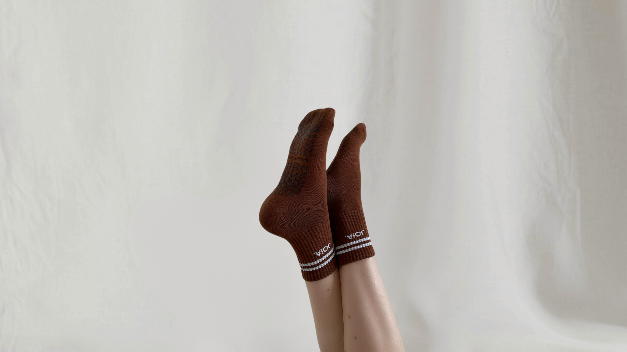 STRIPED SOCKS MOCHA BROWN